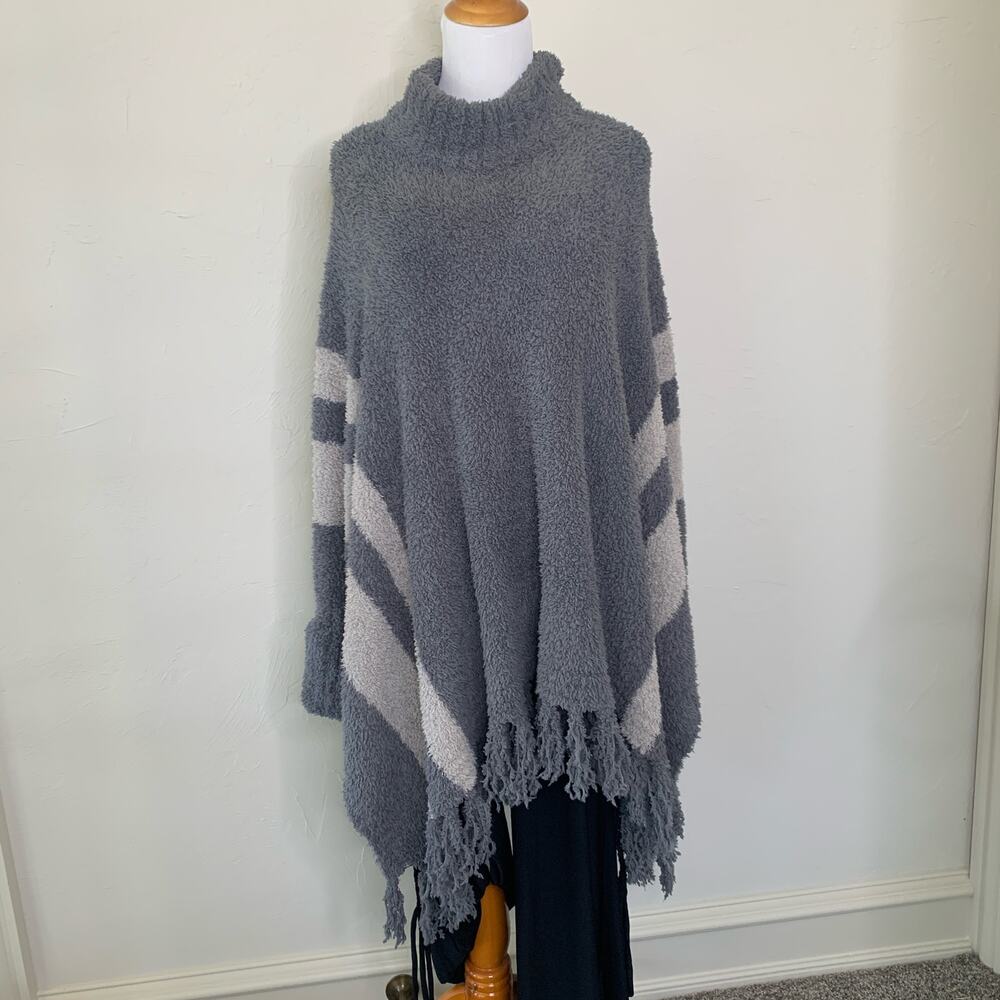 Barefoot Dreams CozyChic One Size Plus Shawl Blanket Cape